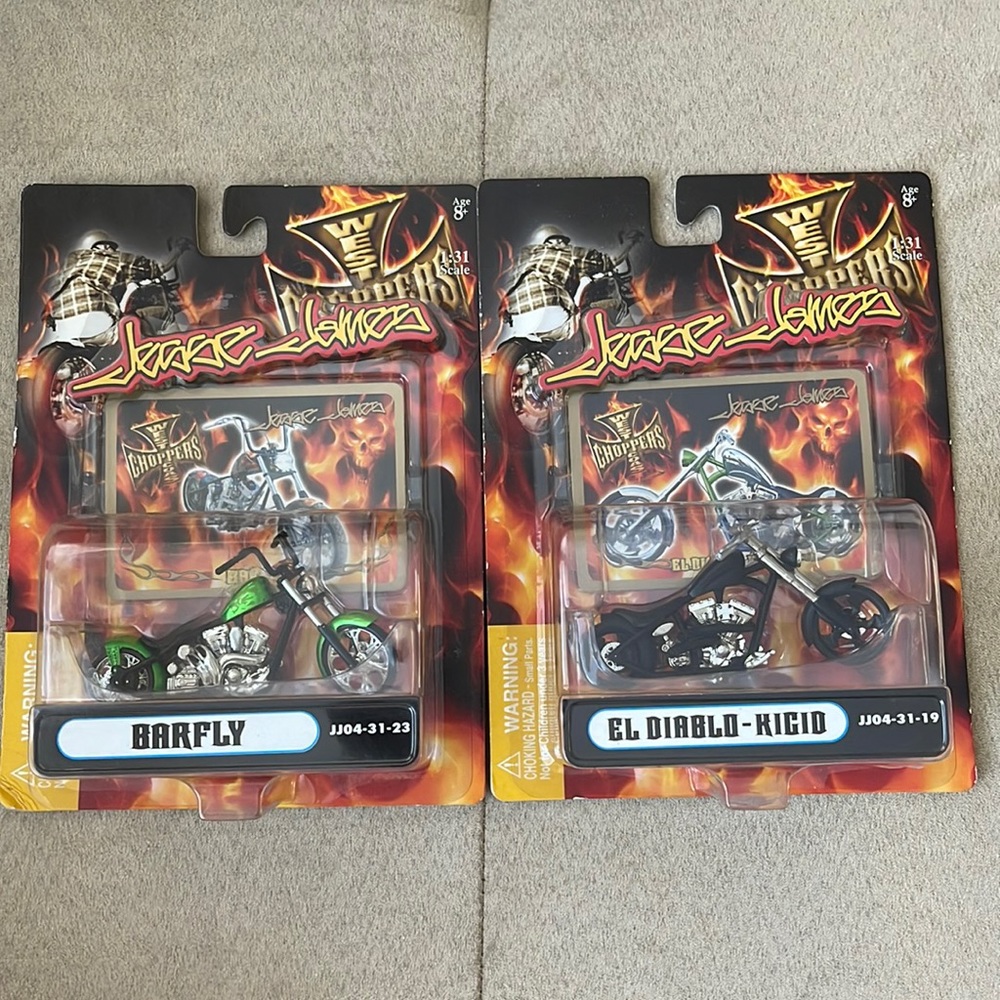 West Coast Choppers Jesse James Barfly + El Diablo 1:31 scale